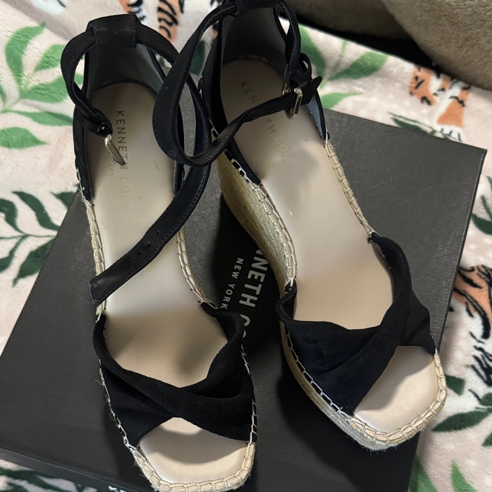Kenneth Cole Black Espadrille Wedges